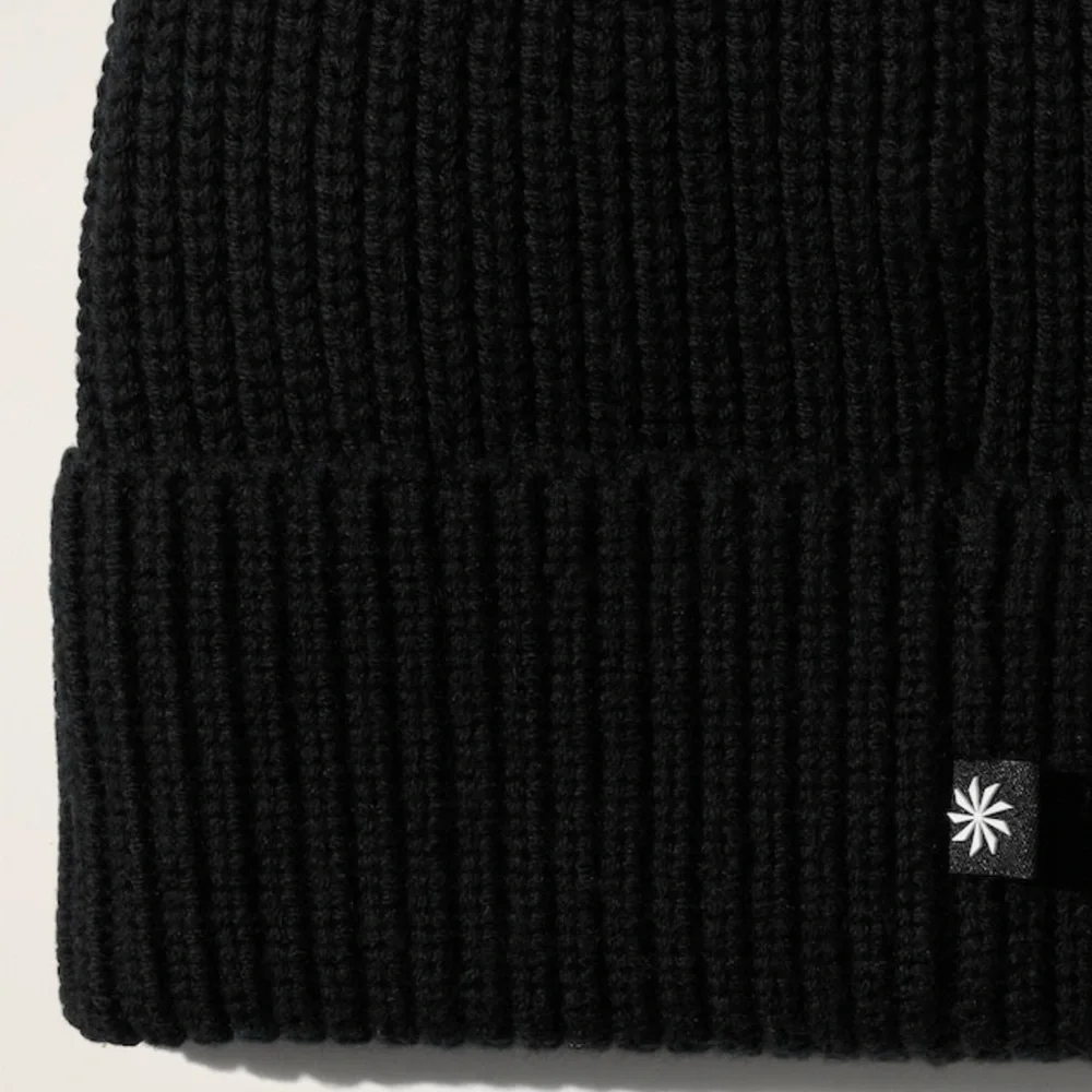 Athleta thick knit wool cotton all black beanie